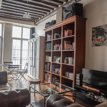 Loft In Chatelet-les Halles * Paris
