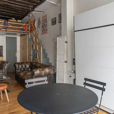 Loft In Chatelet-les Halles Paris